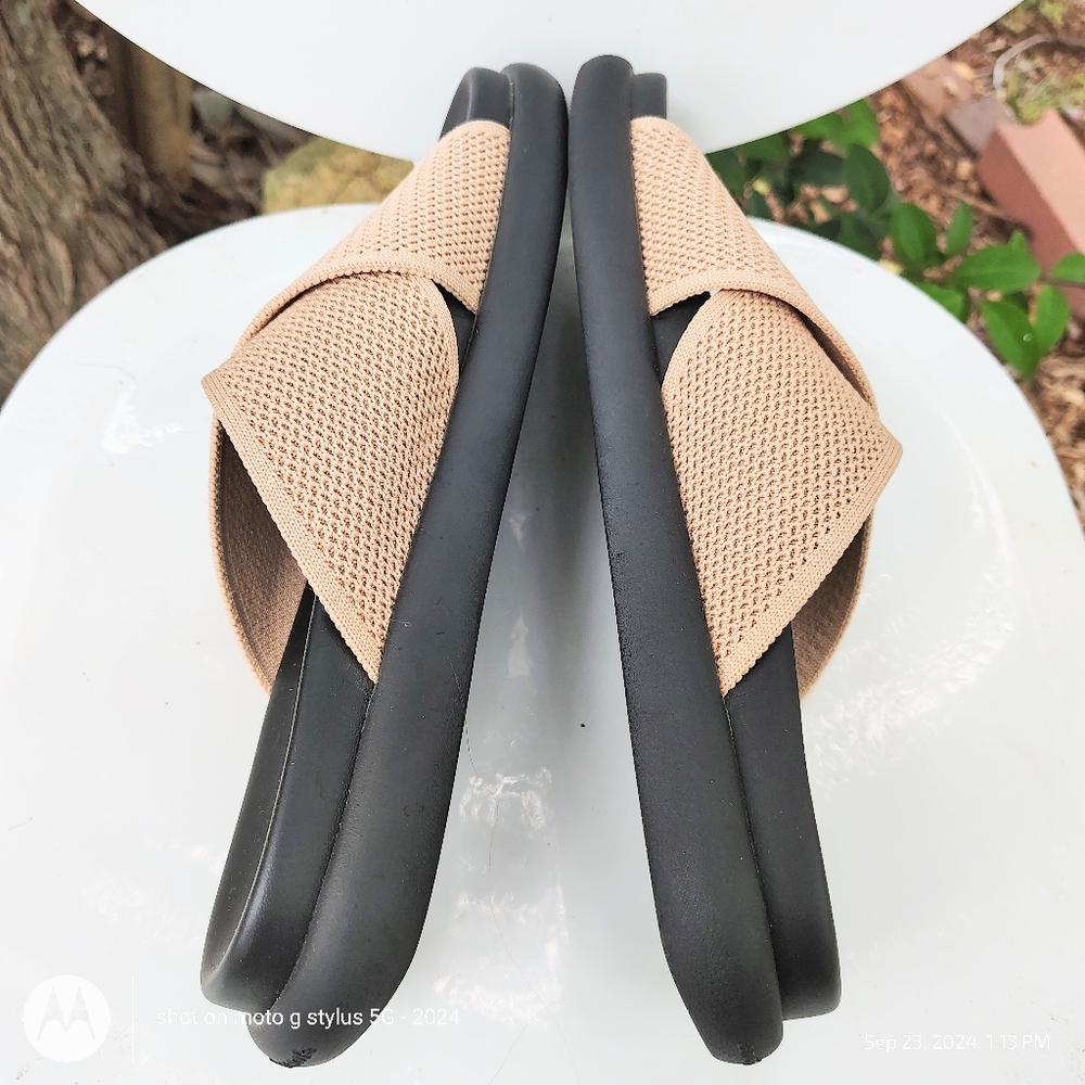 ANEW ANOTHERSOLE SZ 41 9 1/2 TAULE MARSHMELLOW SANDALS SLIDES NWOB - Picture 14 of 14